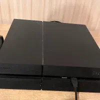 ps4  فت.  با دو دسته و ۶سی دی