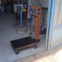 میزان دقت 300کیلویی|کلکسیون اشیاء عتیقه|قائن, |دیوار