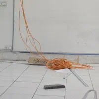 کابل شبکه و تلفن و سوکت و ....کارکرده ولی سالم