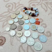 سکه و سنگ های قدیمی