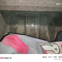 ویترین شیشه ای