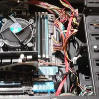 کیس core i3 به همراه مانیتور ۲۲ اینچ hp فریم لس|رایانه رومیزی|اندیشه, شهرک کوثر|دیوار