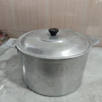 قابلمه و ماهی تابه روی چودن