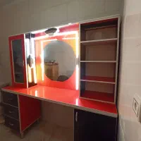 صندلی آینه کنسول وسایل آرایشگاه|آرایشگاه و سالن‌های زیبایی|ملایر, |دیوار