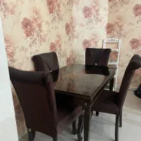 میز و صندلی ناهارخوری توافقی