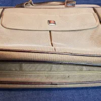 کیف مدرسه و دانشگاه|کیف، کفش، کمربند|اصفهان, ملاصدرا|دیوار