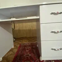 فروش میز ناخن ، استند ناخن ، صندلی چرخی
