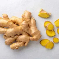 زنجبیل تازه و آب زنجبیل