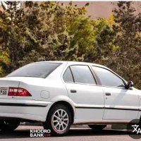 راننده با خودرو