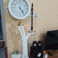 ساعت ایستاده