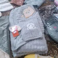 تعدادی لباس نوزادی کاملا نو و استفاده نشده پسرانه