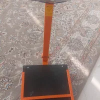 ترازوی دیجیتال ۲۰۰ کیلویی