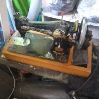 چرخ خیاطی  کارکرده   از کار کردنش خبر ندارم