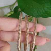 النگوی طلا ۲۰۰ بالای تابلو