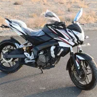 ns200 سفید مشکی