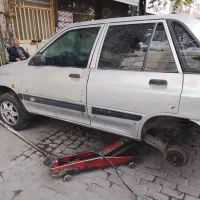 ماشین موتوری یک هفته تمعیرکلن کردم رنگ ندار