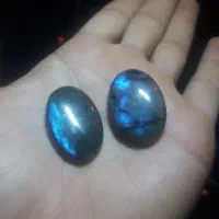 سنگ خاص ماورایی