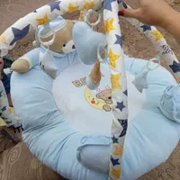 تشک بازی به همراه آویز تخت کودک|اسباببازی بچه|وحیدیه, |دیوار