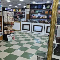 چند نفر فروشنده خانم