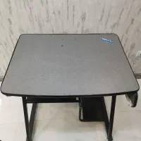 میز کامپیوتر