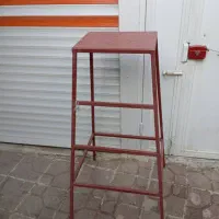 چهارپایه اهنی