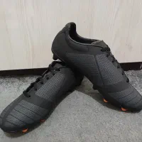 کفش فوتبال ورزشی استوک دار اورجینال