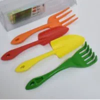 تولید و پخش لوازم باغبانی