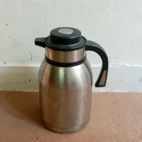 فلاسک چای قدیمی|ظروف نگهدارنده، پلاستیکی، یکبارمصرف|اصفهان, ناصرخسرو|دیوار