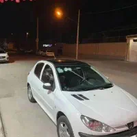 ۲۰۶ سقف شیشه