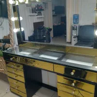 میز میکاپ طلایی