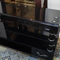 میز تلویزیون شیشه خم|میز تلویزیون|پرند, فاز ۶|دیوار