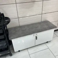 آینه ها ، نشیمن مشتری و قفسه فروشی|آرایشگاه و سالن‌های زیبایی|گنبد کاووس, |دیوار