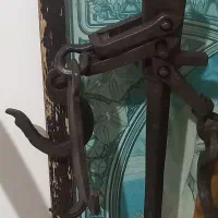 قپان فولادی قدیمی|کلکسیون اشیاء عتیقه|گلپایگان, |دیوار