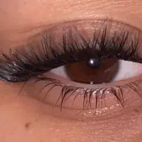 کاشت مژه هیدن و کاشت ناخن