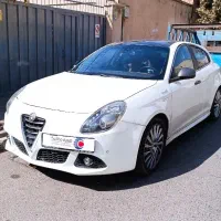 آلفارومئو جولیتا اتومات فول 2016