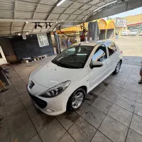 207 اتوماتیک مدل۴۰۴ درحد