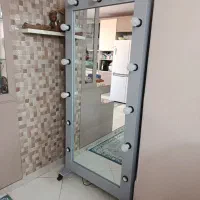 آینه قدی لامپی