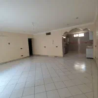 یک واحد ویلایی دو خواب 120 متری طبقه هم کف