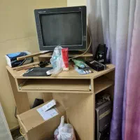 مانیتور و کیس و کیبورد