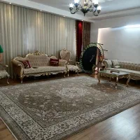 آپارتمان 110 متری. ویو باغ. 27 متر حیاط اختصاصی