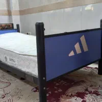 تخت خواب مناسب افراد مسن و دیگران