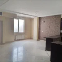 واحد خوش نقشه و پر نور اتاق خواب مستر سهروردی