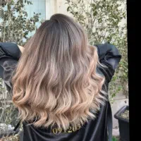 نیازمند مدل رنگ و لایت حرفه ای جهت تکمیل البوم