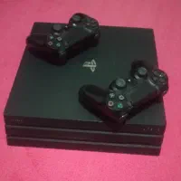 PS 4 pro یک ترابایت حافظه دو دسته