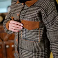 مخمل کبریتی و پشمی|لباس|رشت, کوی فکوری|دیوار