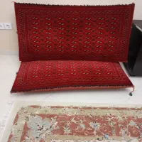 دو عدد پشتی دستبافت ۲عددفرش ۹متری و ۶متری