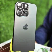 آیفون ۱۶ پرو تیتانیوم