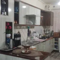 فروش فوری ۹۰مترتوس۳۳کشف