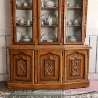 ویترین چوبی