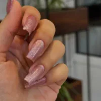 ناخنهایی زیبا با کاشت ناخن|خدمات آرایشگری و زیبایی|مرند, |دیوار